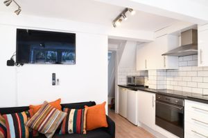 Photo 31- click for photo gallery